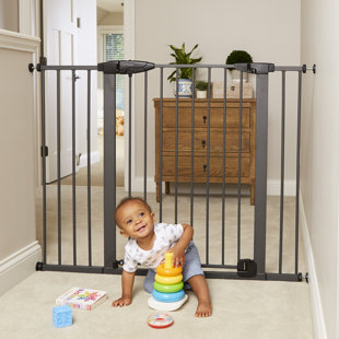 6ft baby gate with door sale